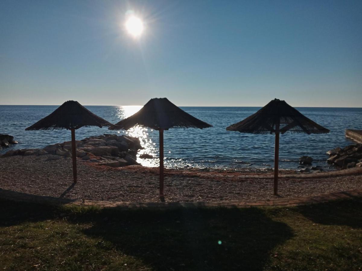 Apartament Apartman Sole Karigador Zewnętrze zdjęcie